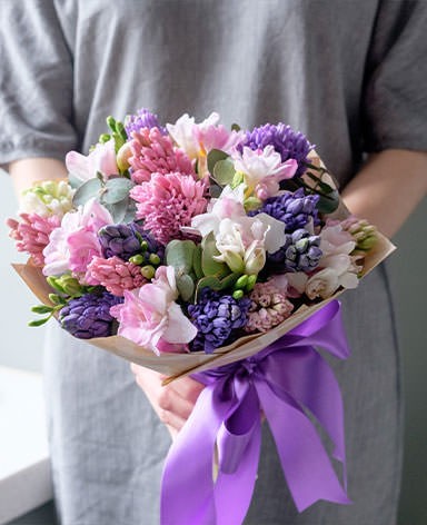 Бесплатная доставка цветов в Казани